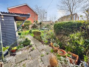 Photo 5- click for photo gallery